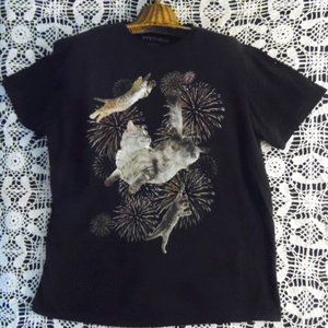 VFIFTSUN tee shirt with cats (188bost) preowned has been cleaned very good